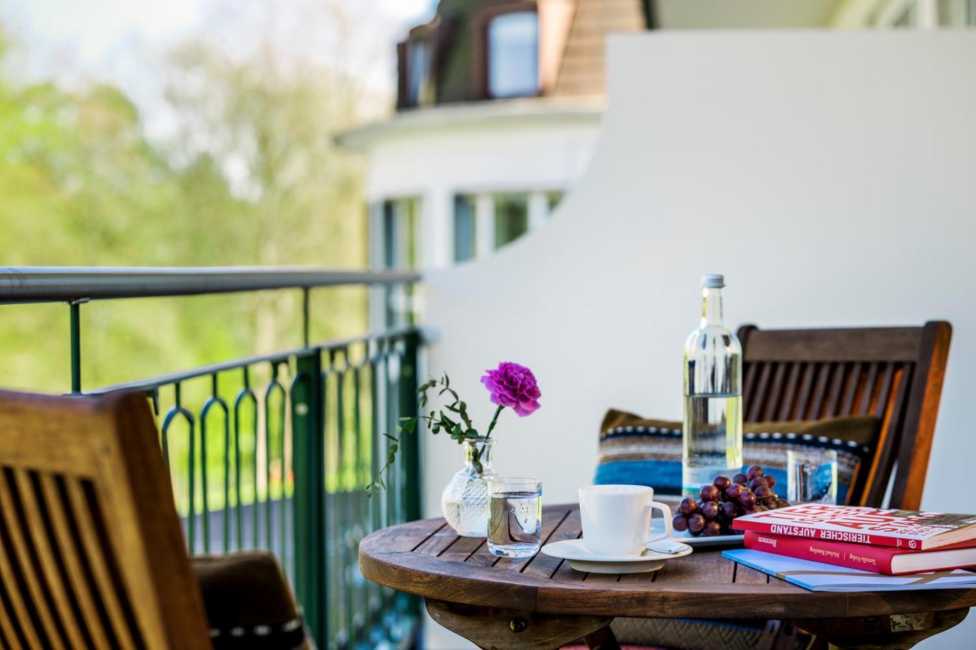 โรงแรมพาร์ค เบรเมิน เบรเมน ภายนอก รูปภาพ A balcony