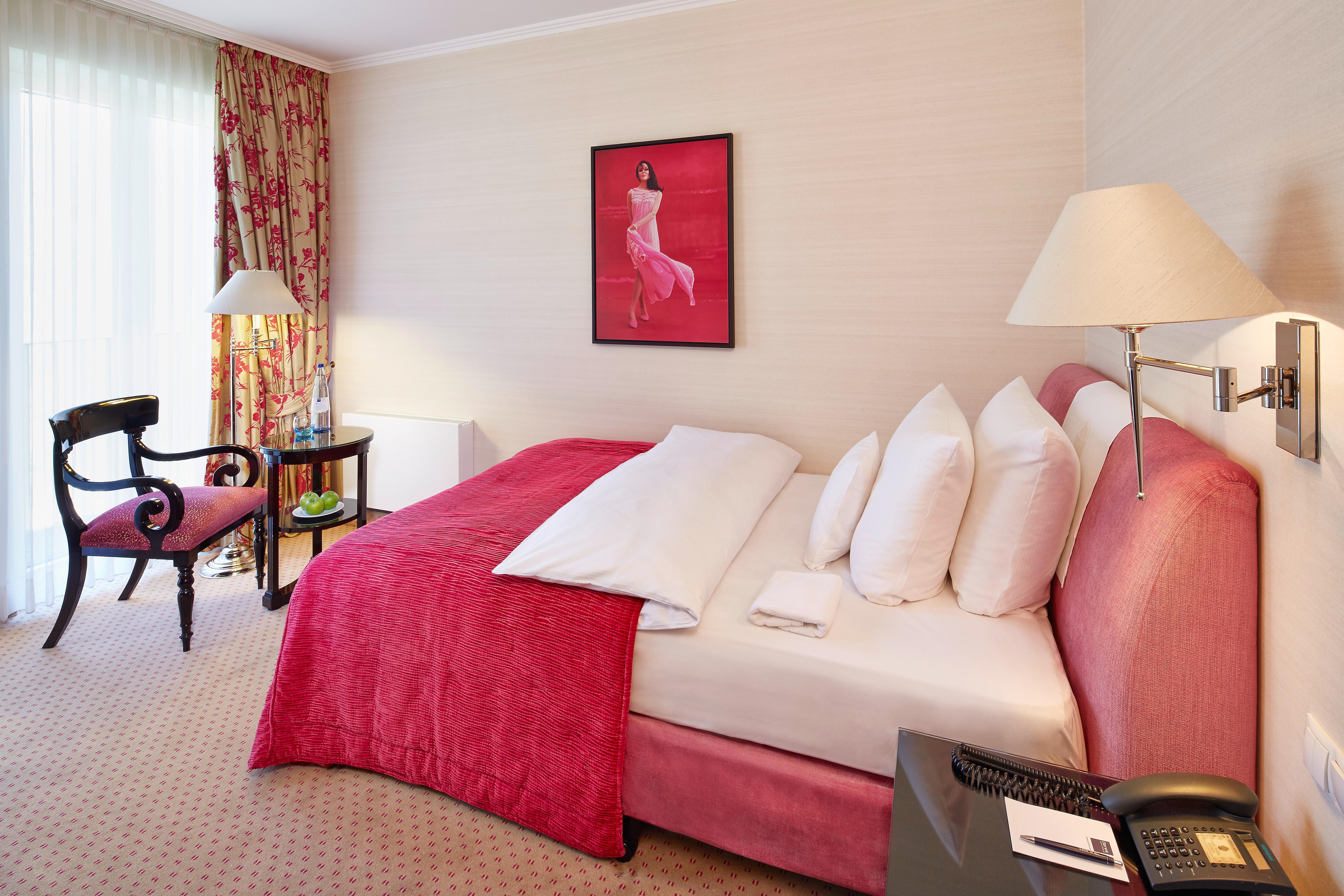 โรงแรมพาร์ค เบรเมิน เบรเมน ภายนอก รูปภาพ A room at the Hotel de Saxe