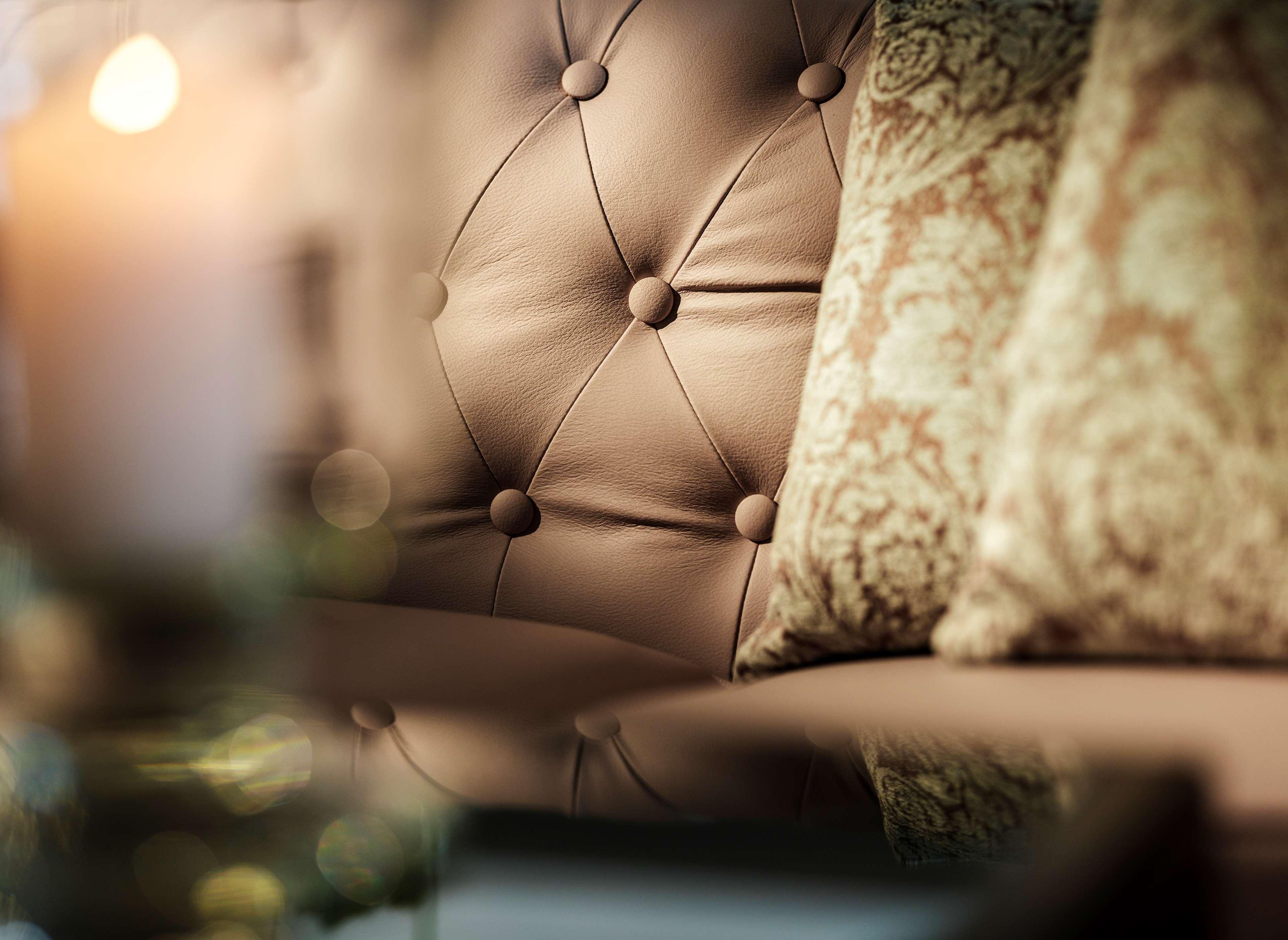 โรงแรมพาร์ค เบรเมิน เบรเมน ภายนอก รูปภาพ A leather chair