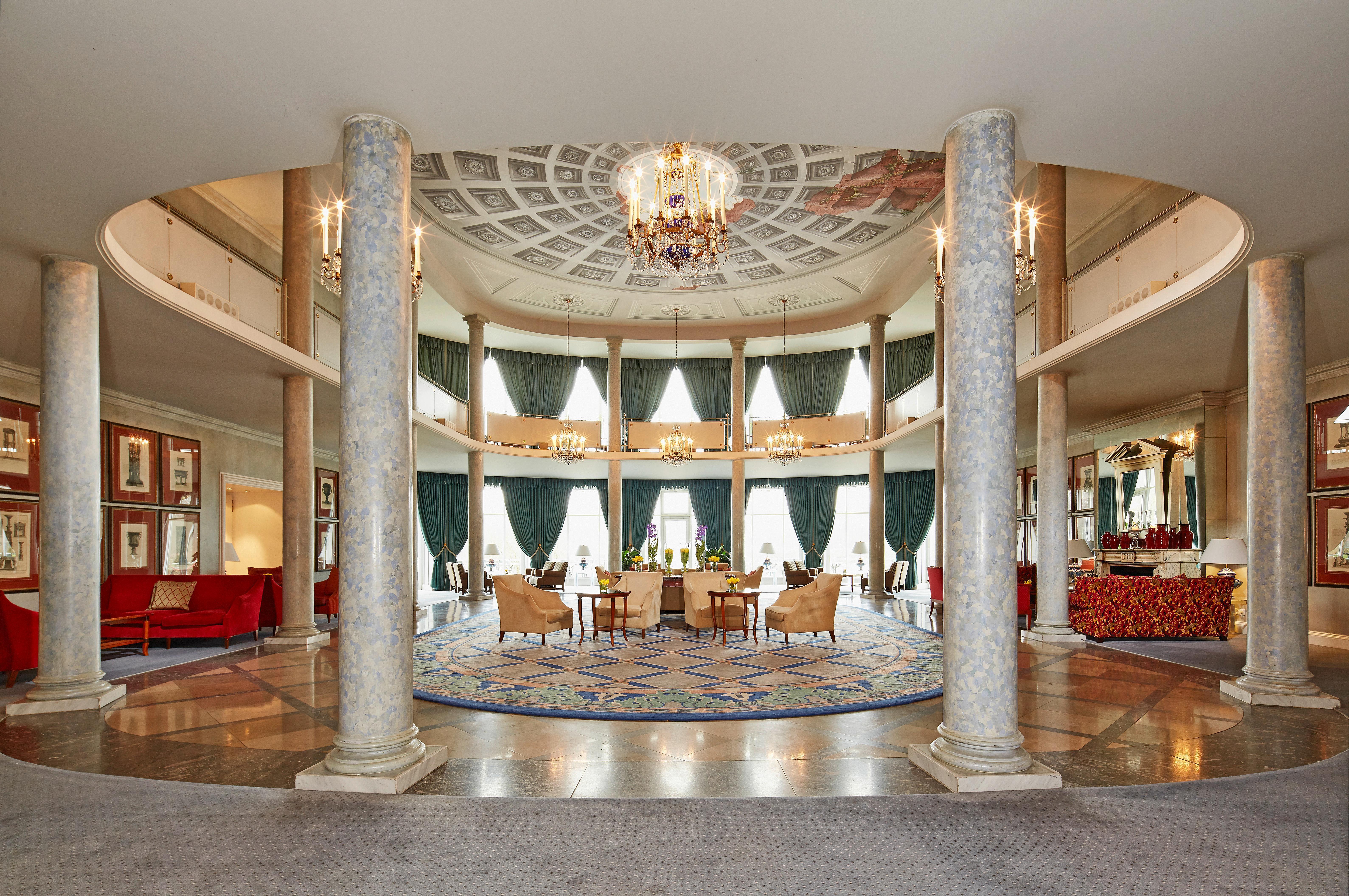 โรงแรมพาร์ค เบรเมิน เบรเมน ภายนอก รูปภาพ The lobby of the hotel