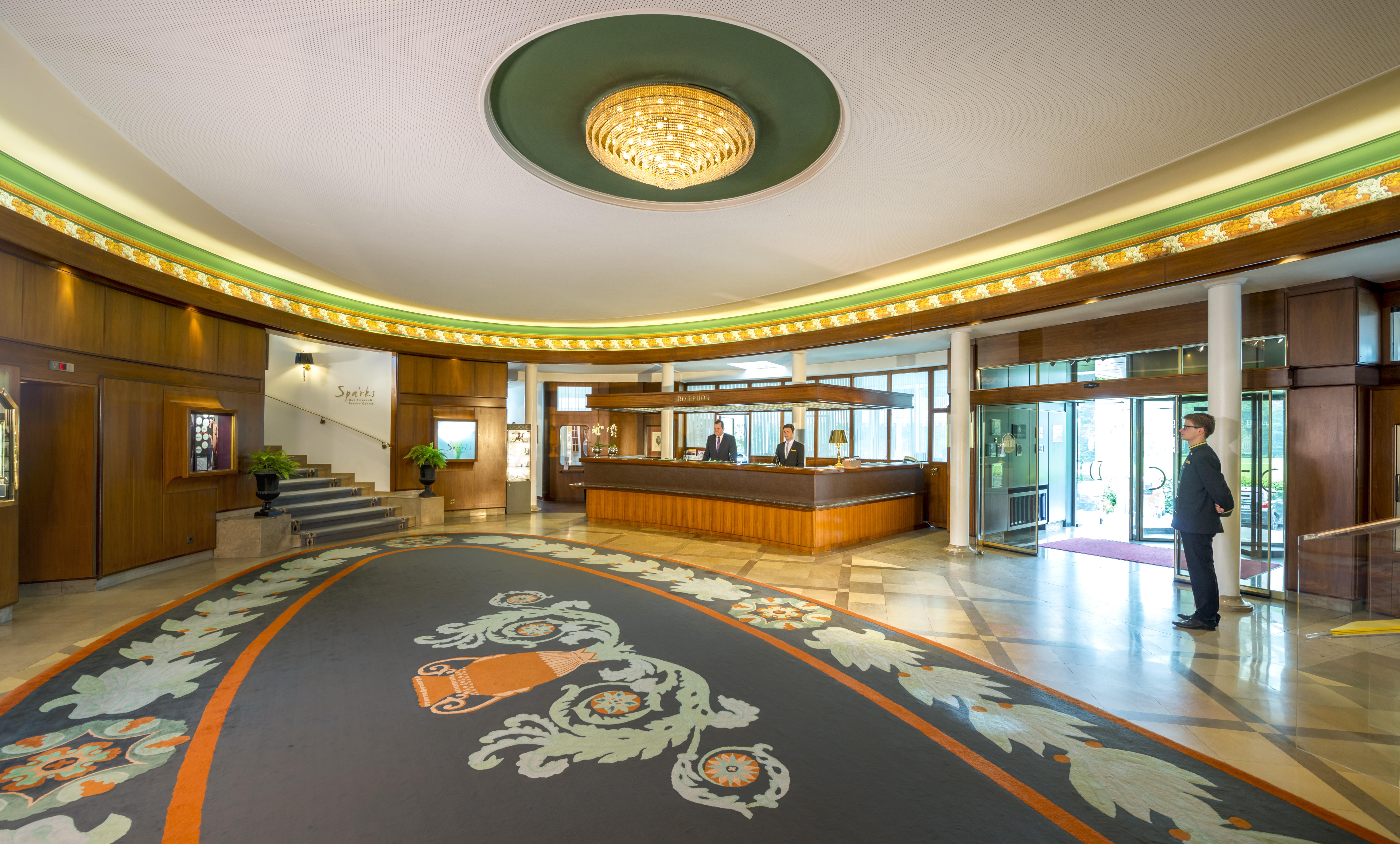 โรงแรมพาร์ค เบรเมิน เบรเมน ภายนอก รูปภาพ The lobby of the hotel