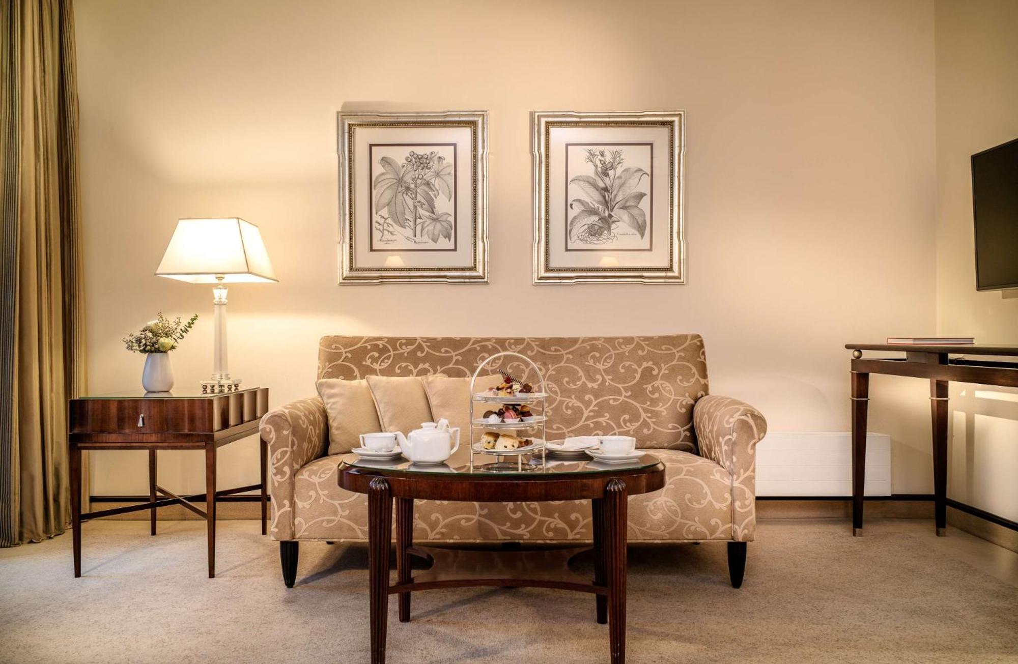 โรงแรมพาร์ค เบรเมิน เบรเมน ภายนอก รูปภาพ A living room